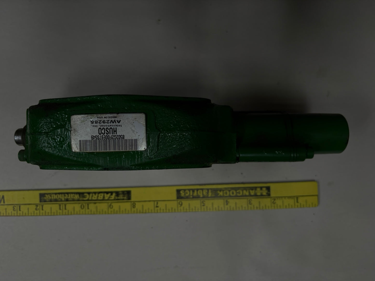 AW29285 John Deere Hydraulic Valve Used