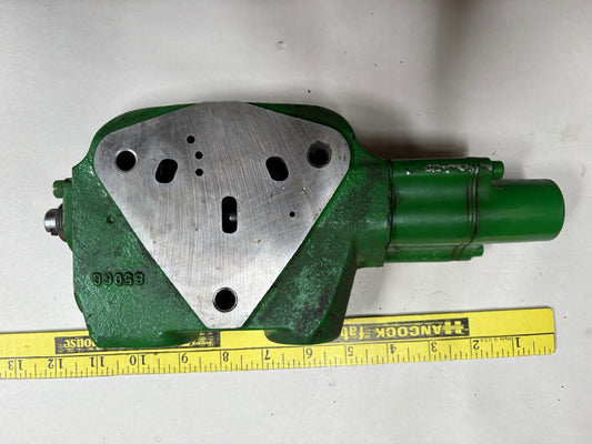 AW29285 John Deere Hydraulic Valve Used