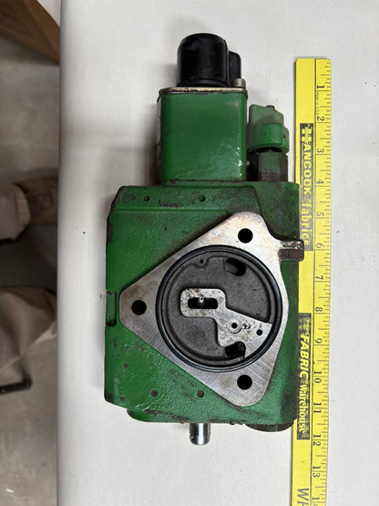 May be John Deere AL75842 hydraulic valve (used)