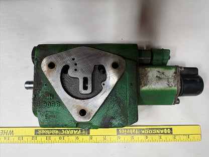 May be John Deere AL75842 hydraulic valve (used)