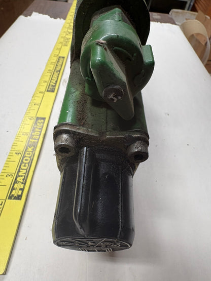 May be John Deere AL75842 hydraulic valve (used)