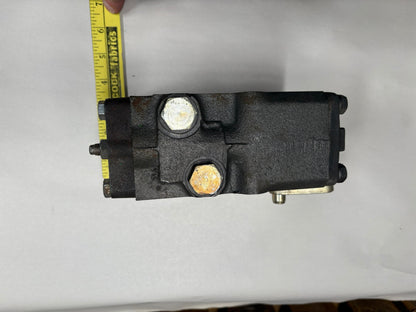 May be John Deere AR41038 hydraulic valve