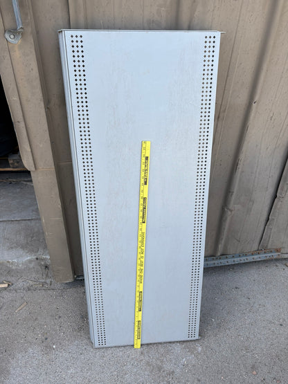 Used Streater Shelves. Retail Display shelves (Gondola).